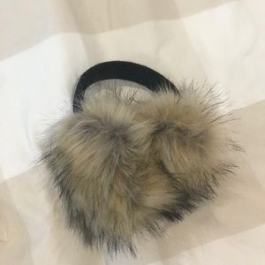 EARMUFFS Jcrew🎄SALING EVERYTHING BEFORE JANUARY❄️